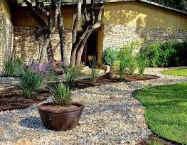 Lansdcaping Rock, Mulch Front Yard