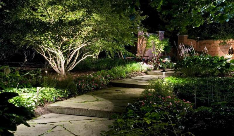 Garden Pathway Steps illuminated with LED Low Voltage Lights